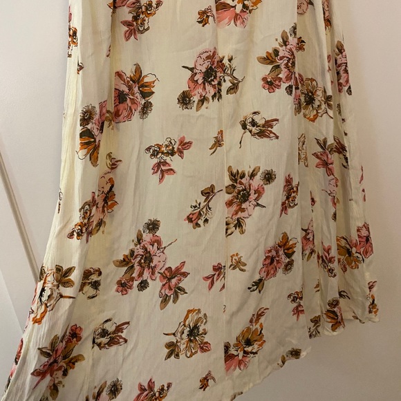 Dance & Marvel Floral Slit Maxi Skirt Ivory M NWT - Picture 2 of 10